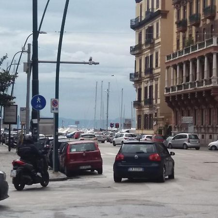 Casa Sannazzaro Apartment Наполи Екстериор снимка