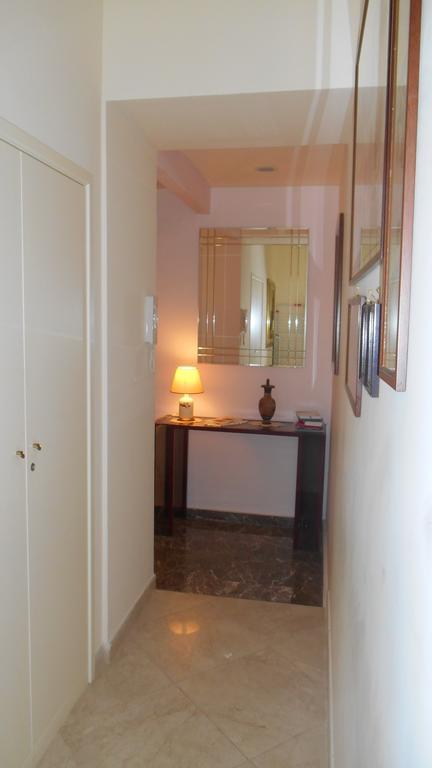 Casa Sannazzaro Apartment Наполи Стая снимка